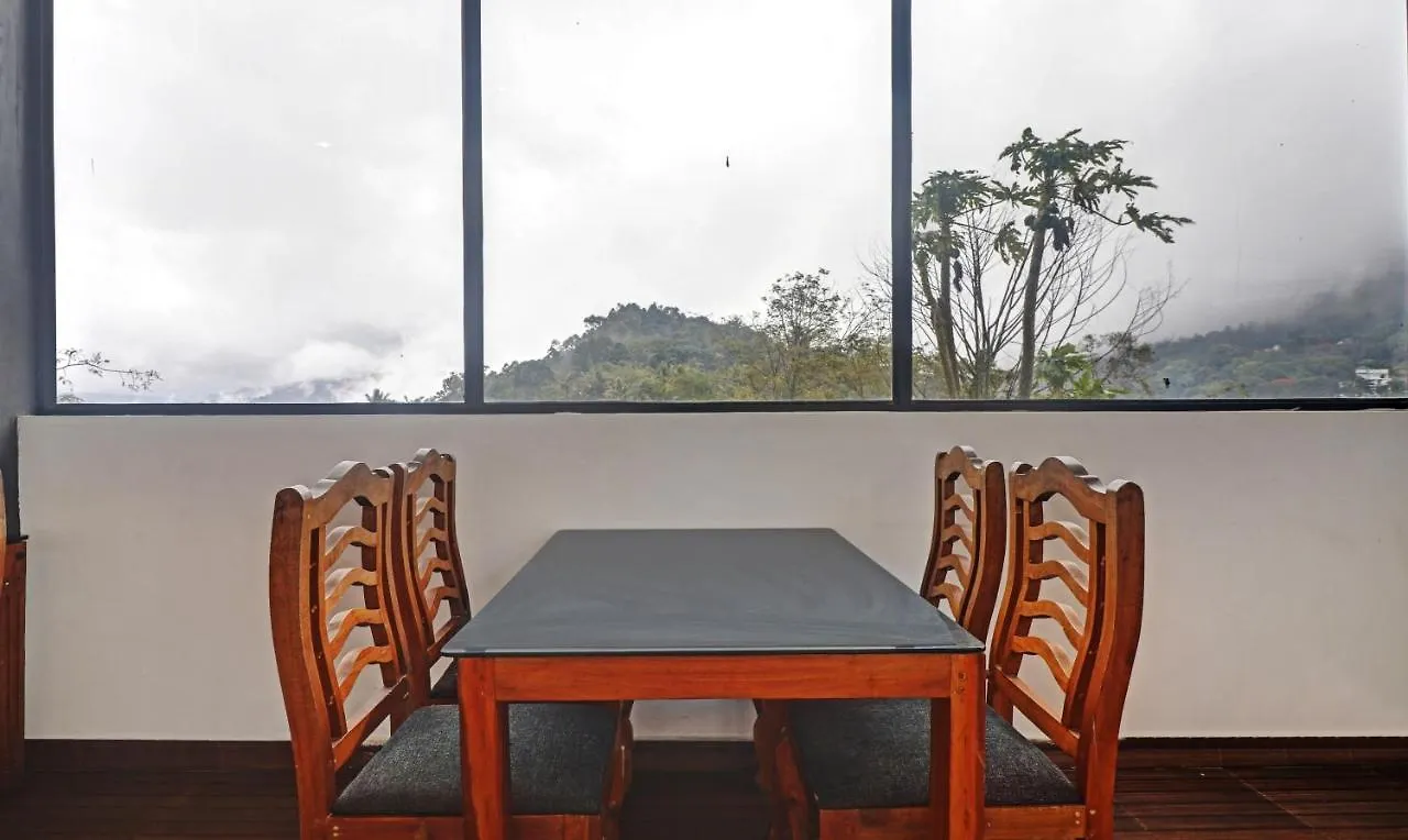 *** Hotel Treebo Trend Hazeberg Resort Munnar Indien